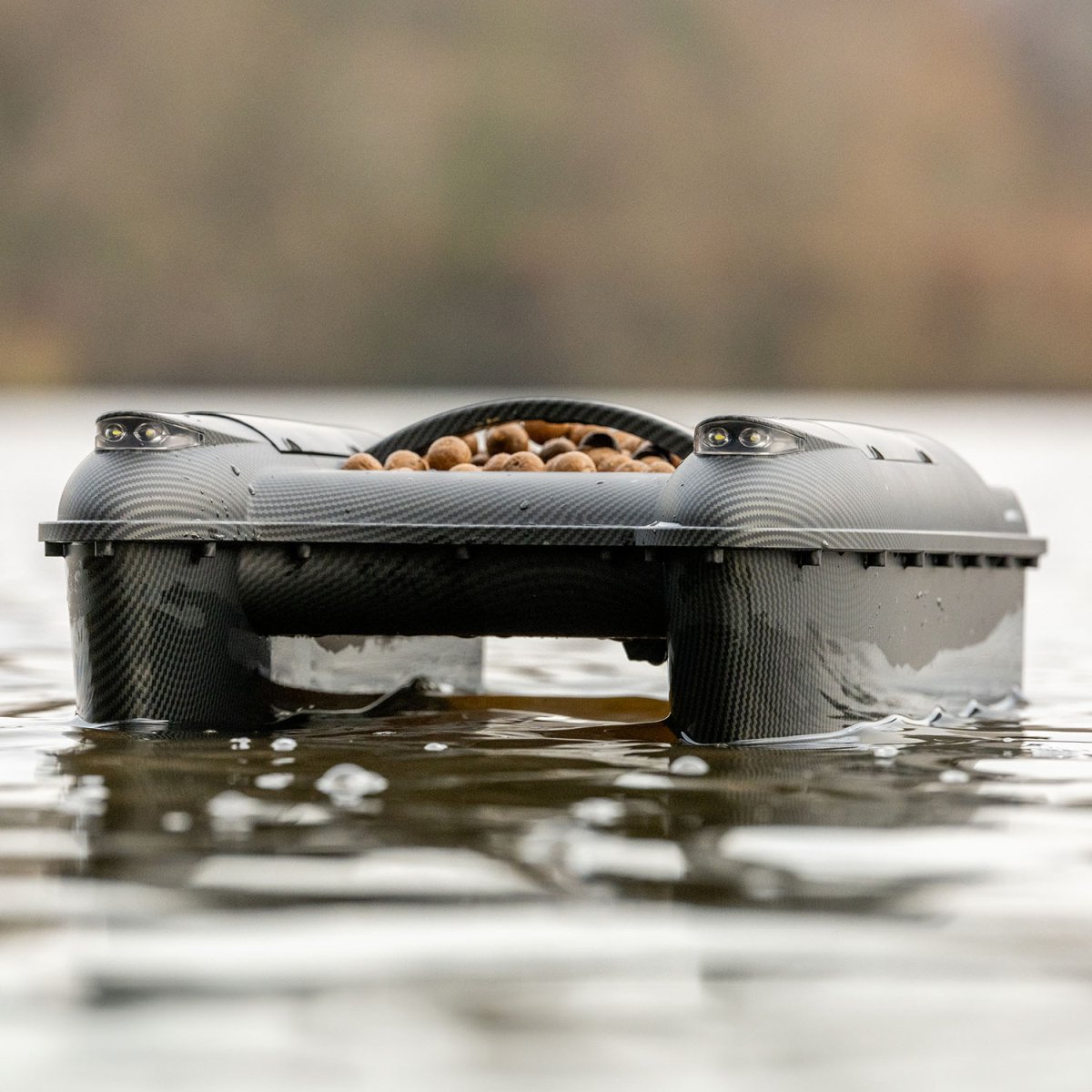 Barco cebador Ridge Monkey Hunter 3000 Echo Edition - Tienda Carpfishing