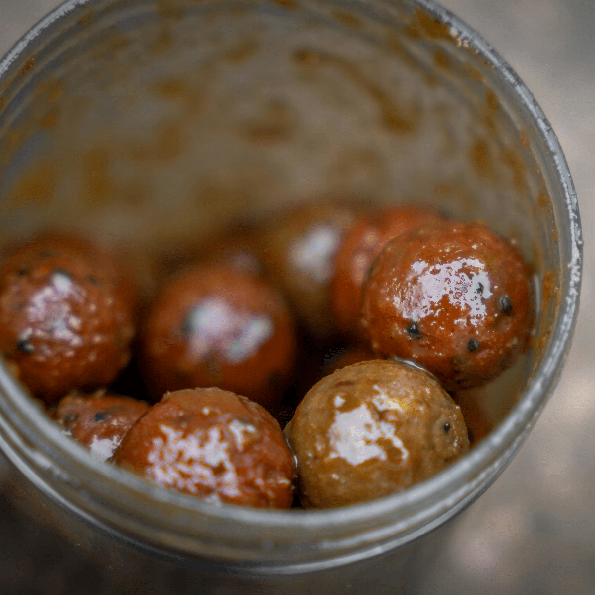 Bote para Cebos Avid Carp Grande - Tienda Carpfishing