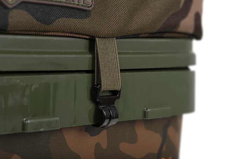 Cojín Fox Tipo Cubo Camo - Tienda Carpfishing