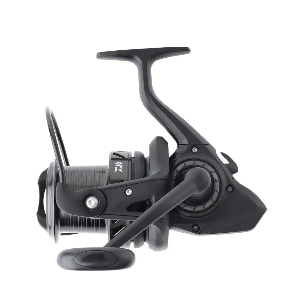 Oferta 2 Carretes Daiwa Black Widow C 5000A - Tienda Carpfishing
