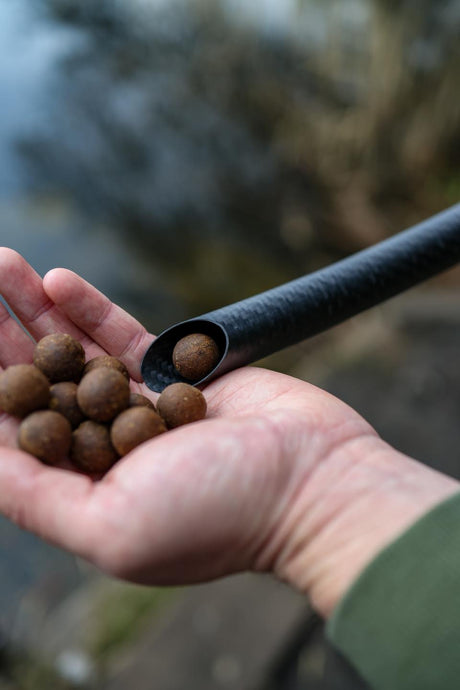 Cobra Sonik Throwing Stick Koolstof 24 mm