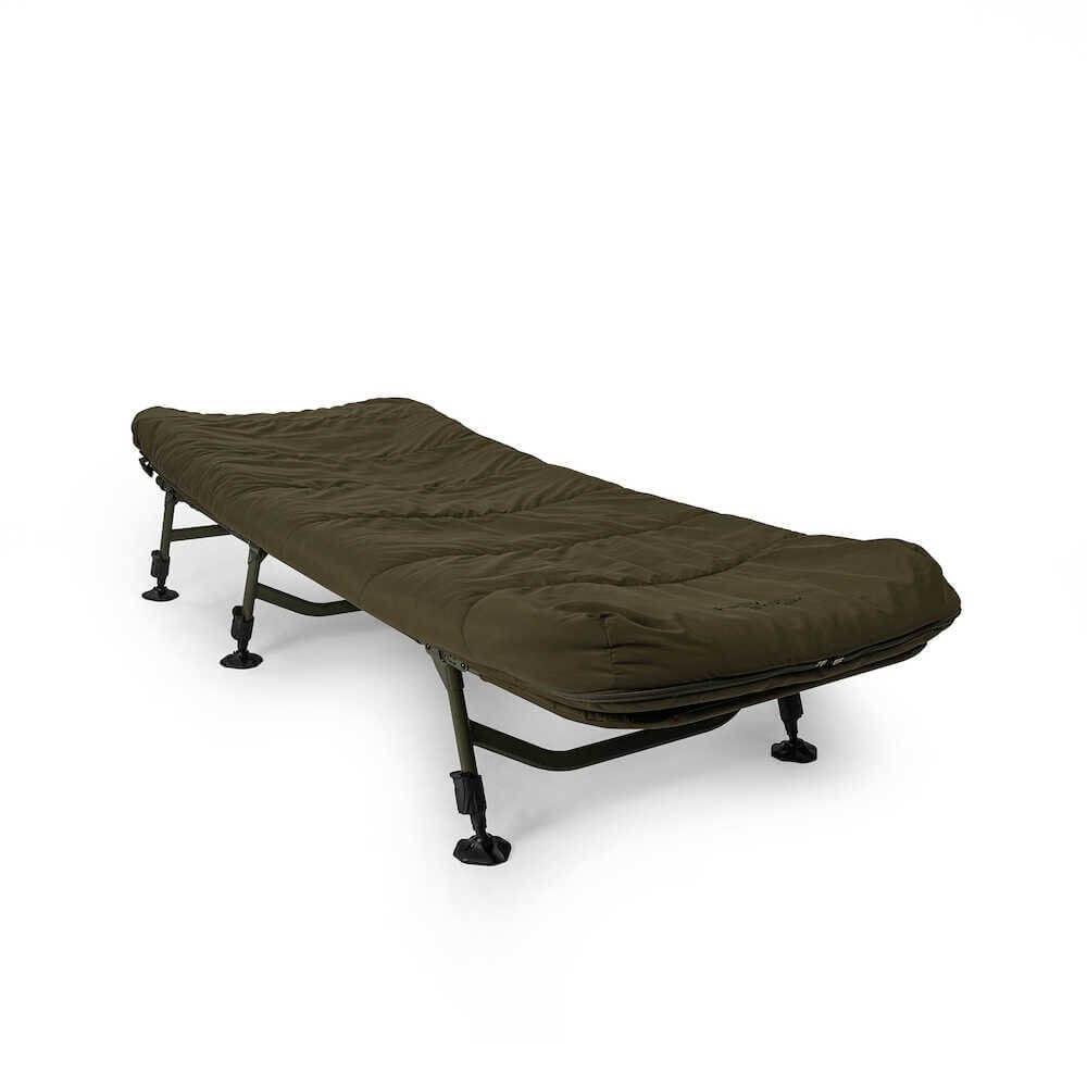 Bed Chair met slaapzak Avid Carp Revolve Systeem