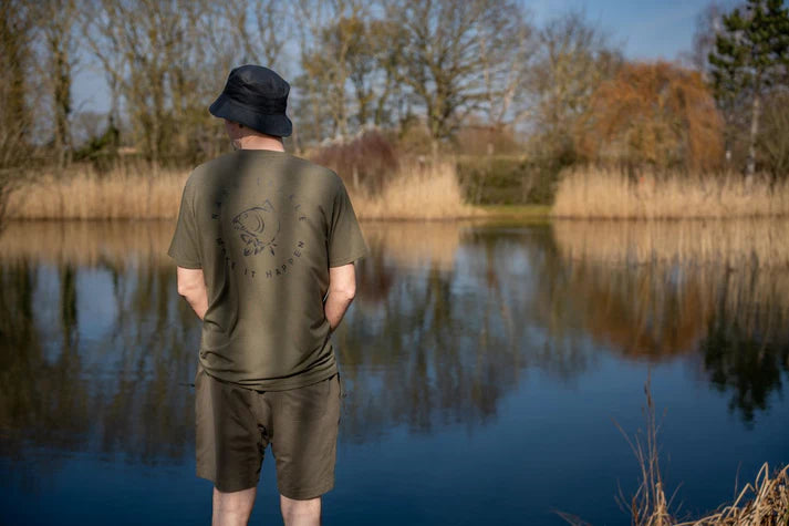 T-shirt Nash Make It Happen Carp Logo T Groen