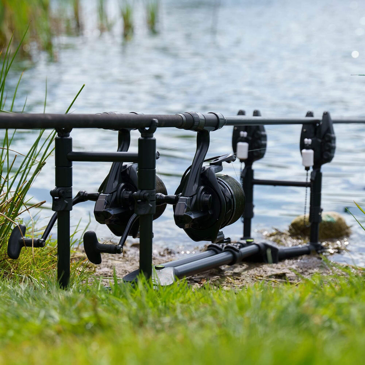 Driepoot Avid Carp Revolve Super Lage 2-3 stangen