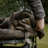 Bed Chair con saco de dormir Solar SP C - Tech Memory Foam Sleep Systems MKII - Tienda Carpfishing