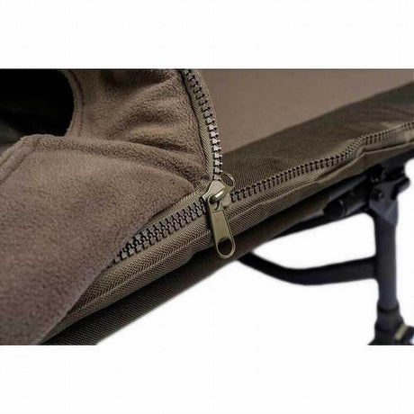 Bed Chair JRC Defender II Flatbed met slaapzak Wide - Tienda Carpfishing