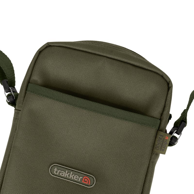 Bolso bandolera Trakker NXG Essentials - Tienda Carpfishing