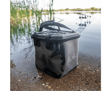 Macuto Avid Carp Stormshield EVA Camo 20 L - Tienda Carpfishing