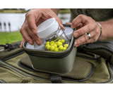 Macuto de 4 botes de cebo Korum Eva - Tienda Carpfishing