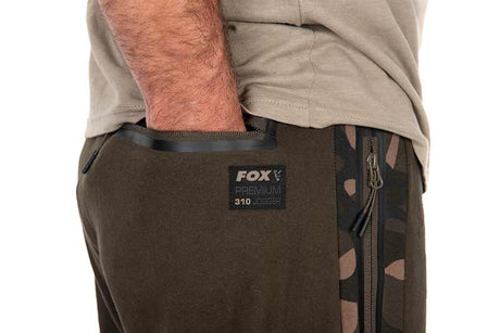 Pantalones Fox Premium 310 Caqui Camo - Tienda Carpfishing