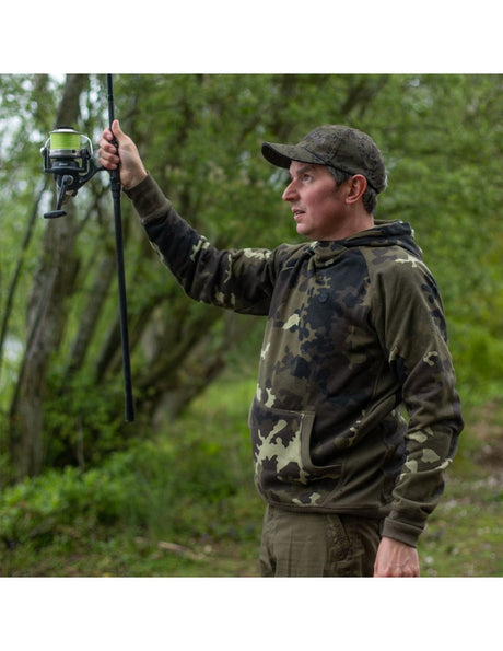 Sudadera Korda Kore TK Light Camo con capucha - Tienda Carpfishing