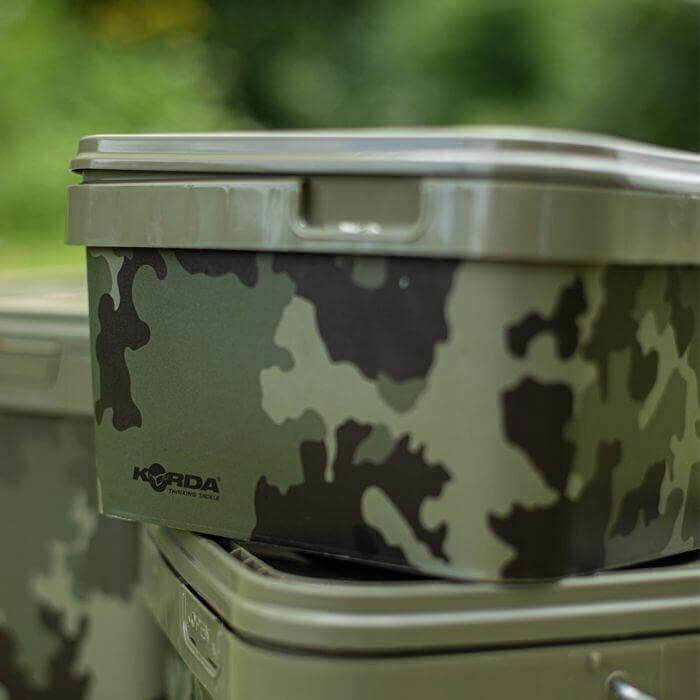 Cubo 5 litros camuflaje Korda Compac 3