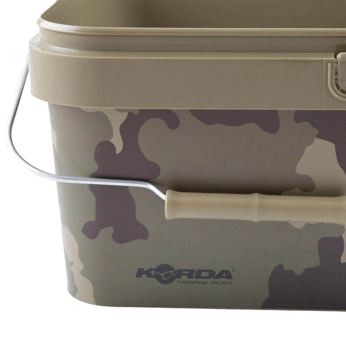 Cubo 5 litros camuflaje Korda Compac 7