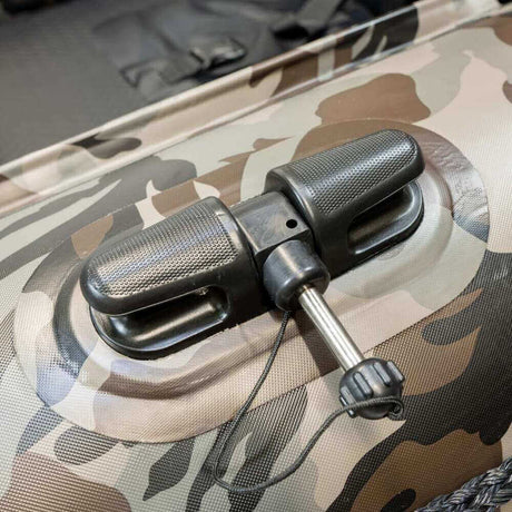 Barca Raptor 270 X - Wide Dark Camo con suelo de aluminio - Tienda Carpfishing