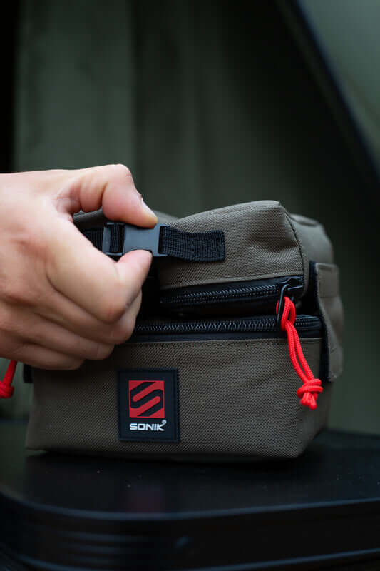 Bolso Sonik Tackle - Tienda Carpfishing