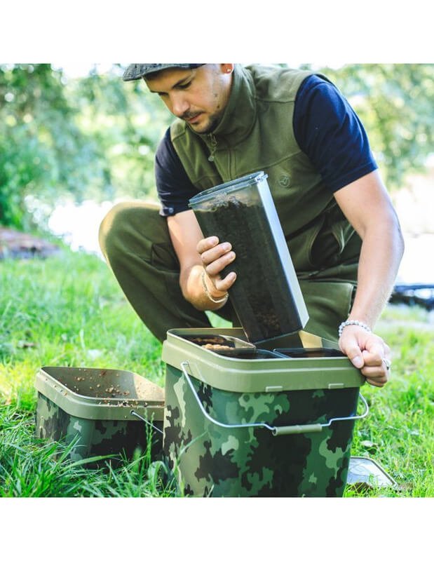 Cubo Korda System Camo 17 litros - Tienda Carpfishing