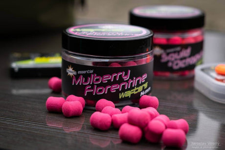 Wafters Dumbells Dynamite Baits Fluoro Mulberry Florentine 14 mm - Tienda Carpfishing